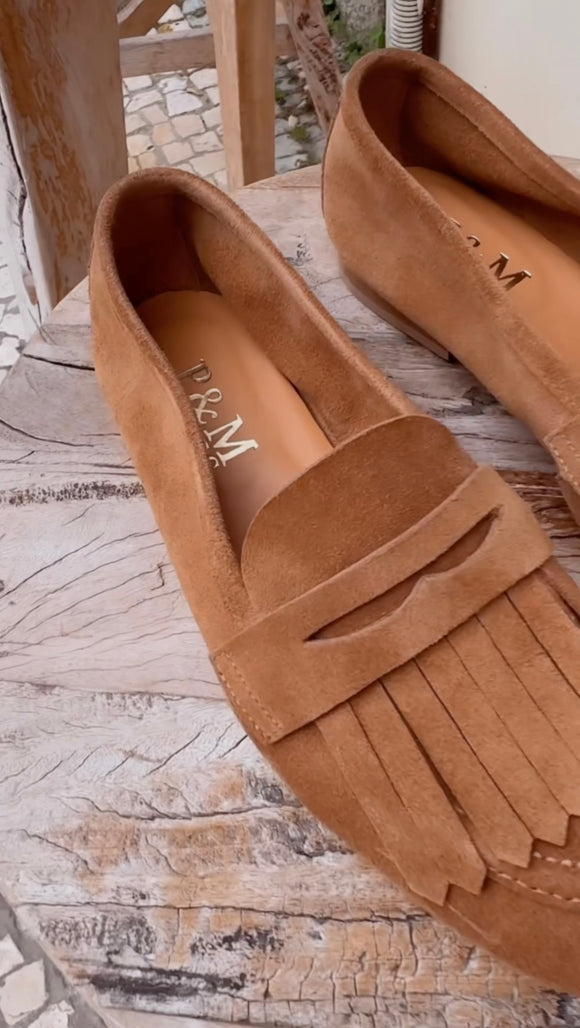 SOFT FRINGED MOCASSIN